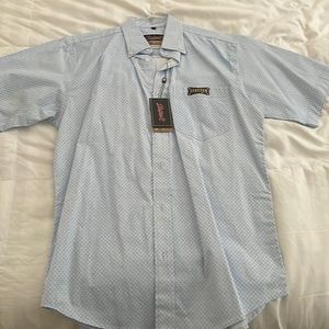 NEW Ariat button down size M